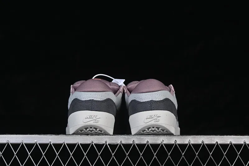 All categories Nk SB Dunk series Nk Force 58 simplified skateboard shoes Nike SB Force 58 Nike simplified retro skateboard shoes DV5477-010